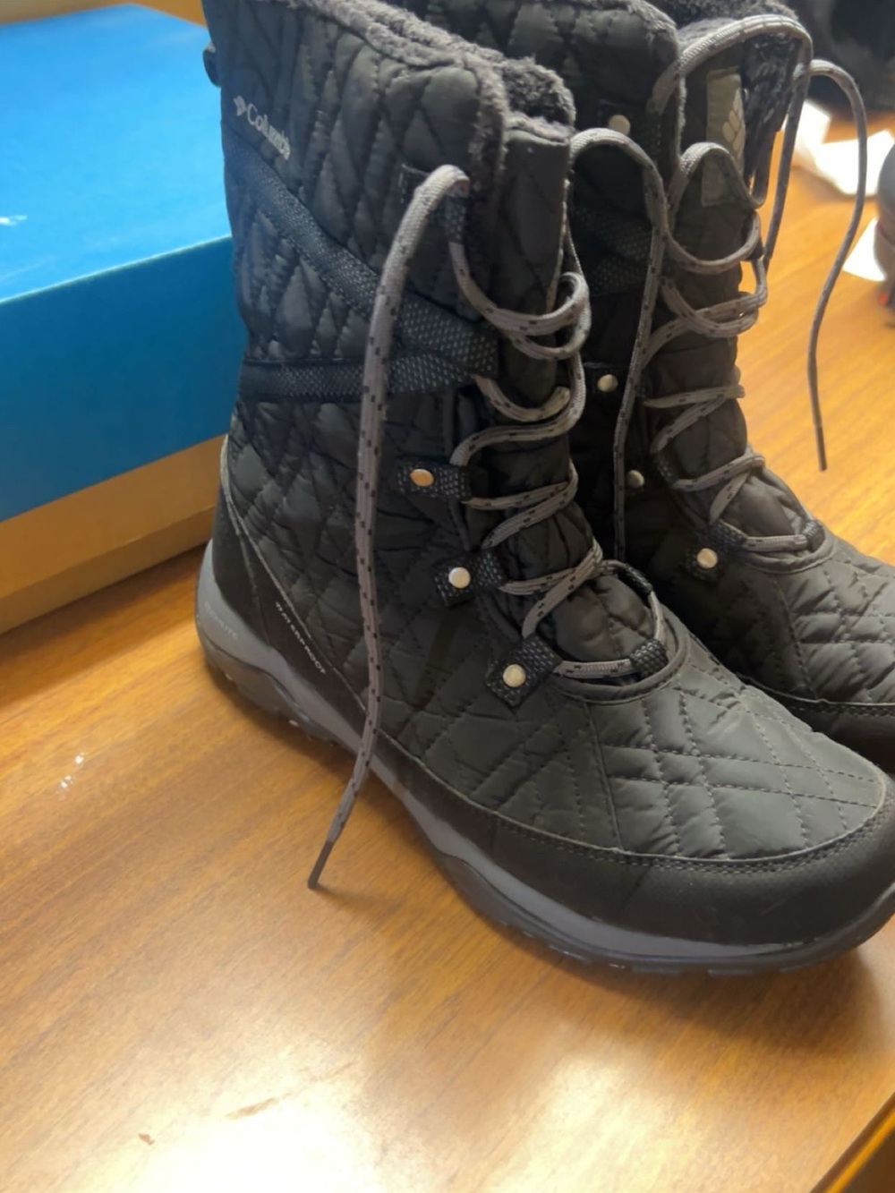 Columbia Black Quilted Lace-Up Winter & Rain Boots